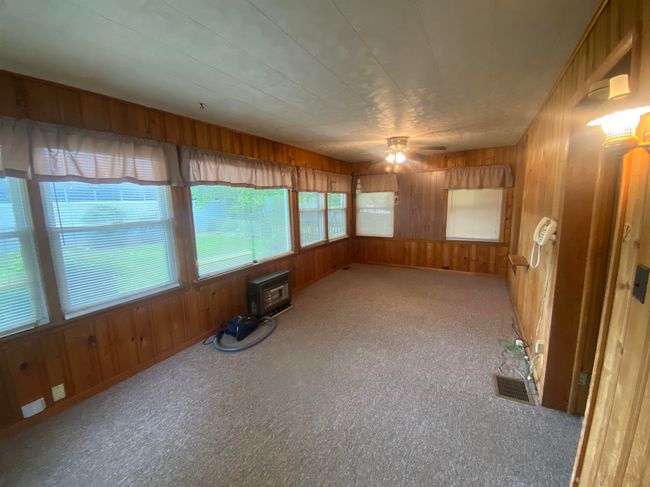 111 W 3 Rd St, House other with 3 bedrooms, 2 bathrooms and null parking in Rochester IN | Image 8