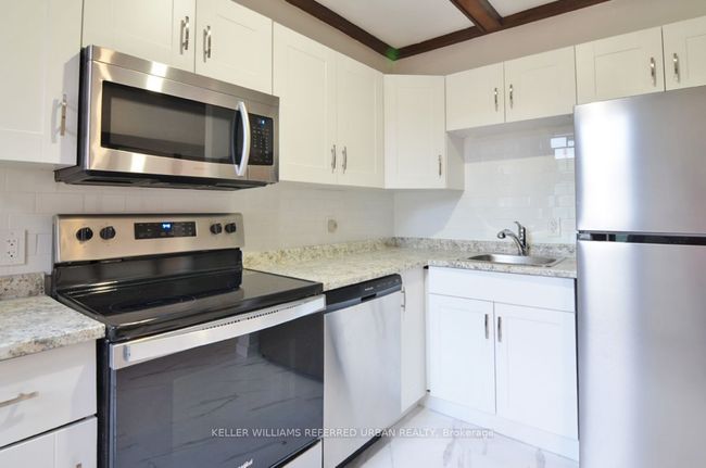 UPPER - 4 Columbine Ave, House other with 4 bedrooms, 2 bathrooms and null parking in Toronto ON | Image 4