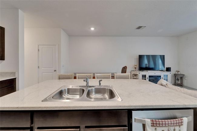 138 Mangrove Shade Cir, Townhouse with 3 bedrooms, 3 bathrooms and null parking in APOLLO BEACH FL | Image 18