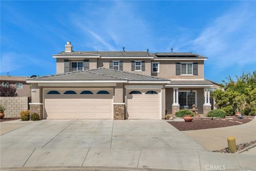 11183 Charleston St, Adelanto, CA, 92301-6124 | Card Image