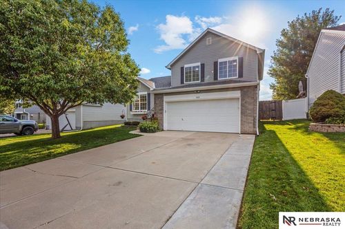 8614 N 155th St, Bennington, NE, 68007-1860 | Card Image