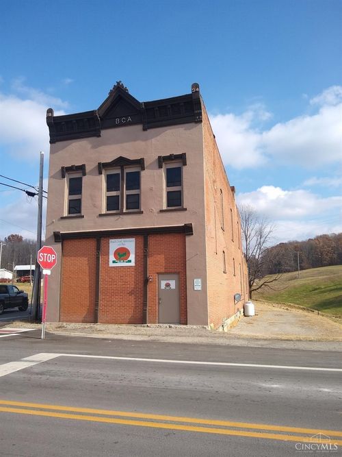104 S Main St, Sinking Spring, OH, 45172 | Card Image