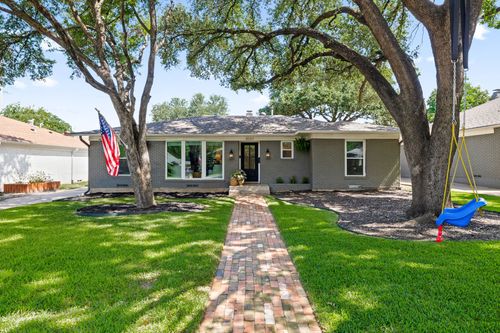 3537 Townsend Dr, Dallas, TX, 75229-3804 | Card Image