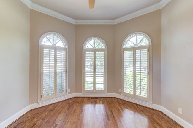 915 Circassian Ct, House other with 5 bedrooms, 5 bathrooms and 2 parking in Johns Creek GA | Image 9