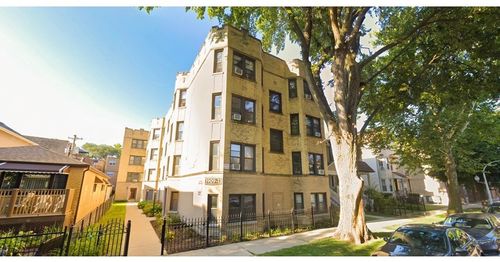 apt-3b-1911 W Larchmont Ave, Chicago, IL, 60613-2430 | Card Image