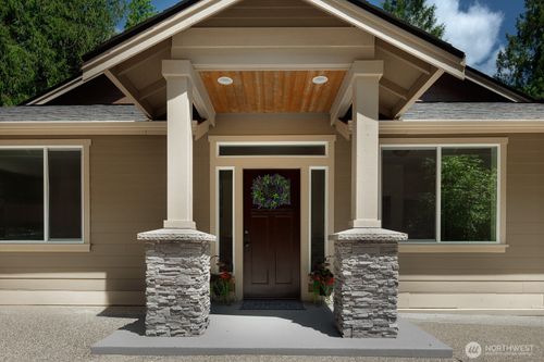 5901 51st Ave Nw, Gig Harbor, WA, 98335-7348 | Card Image