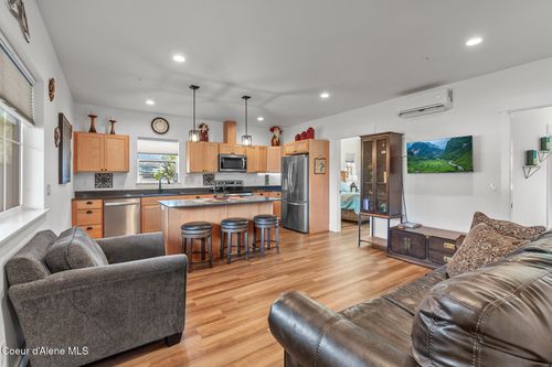 101-50 Carnelian Ave, Ponderay, ID, 83852 | Card Image