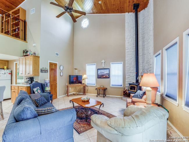 6300 Hickory Forrest Dr, House other with 2 bedrooms, 4 bathrooms and null parking in Seguin TX | Image 5