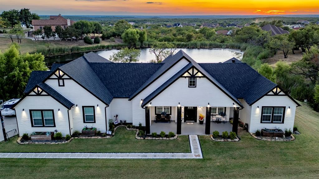 Rohne Dr, Cedar Hill, TX 75104