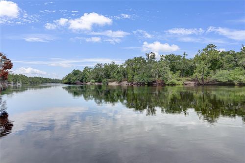190 Se Riverside West Dr, Branford, FL, 32008-5593 | Card Image