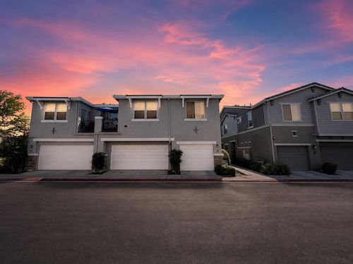373 N Amedeo Ln, Clovis, CA, 93611-5383 | Card Image