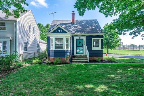 14404 Broxton Ave, Cleveland, OH, 44111-1337 | Card Image