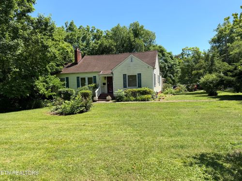 604 Woodlawn Pike, Knoxville, TN, 37920 | Card Image