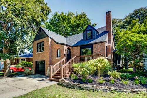 4927 Bryan Pl, Downers Grove, IL, 60515-3621 | Card Image