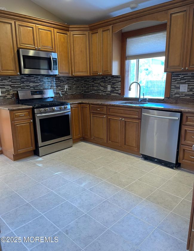 4087 Highway 516, House other with 3 bedrooms, 2 bathrooms and null parking in Matawan NJ | Image 8