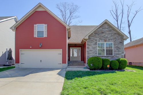 3661 Fox Tail Dr, Clarksville, TN, 37040-6247 | Card Image