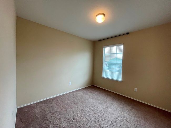 602 Moonwalker Trl, House other with 3 bedrooms, 3 bathrooms and 4 parking in Buda TX | Image 24