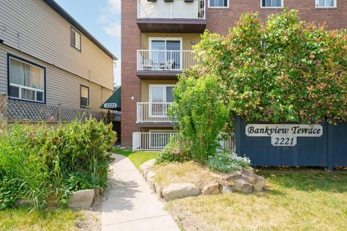 301-2221 14 Street Sw, Calgary, AB, T2T3T2 | Card Image