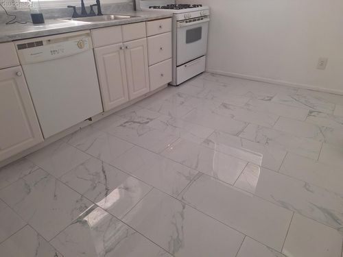 7972 Hipp St, Taylor, MI, 48180-2652 | Card Image