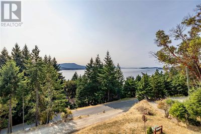 347 Collins Rd, House other with 3 bedrooms, 3 bathrooms and 3 parking in Salt Spring Island BC | Image 3