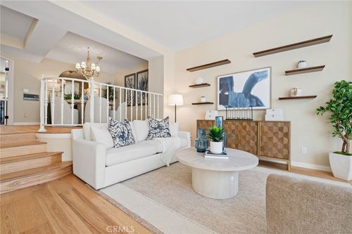 19281 Meadowood Cir, Huntington Beach, CA, 92648-5519 | Card Image