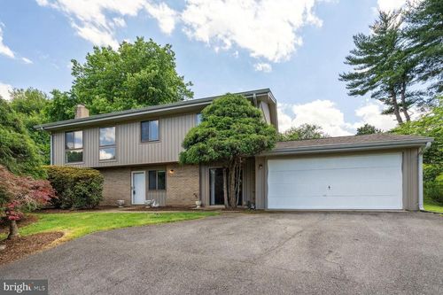 11512 Alcinda Ln, NORTH POTOMAC, MD, 20878-2427 | Card Image