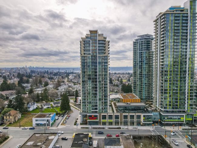 1606 - 7303 Noble Lane, Condo with 1 bedrooms, 1 bathrooms and 1 parking in Burnaby BC | Image 1