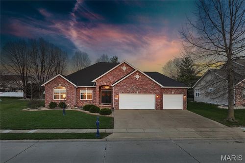 3352 Garvey Ln, Edwardsville, IL, 62025-3221 | Card Image
