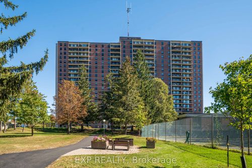 404-665 Bathgate Dr, Ottawa, ON, K1K3Y4 | Card Image