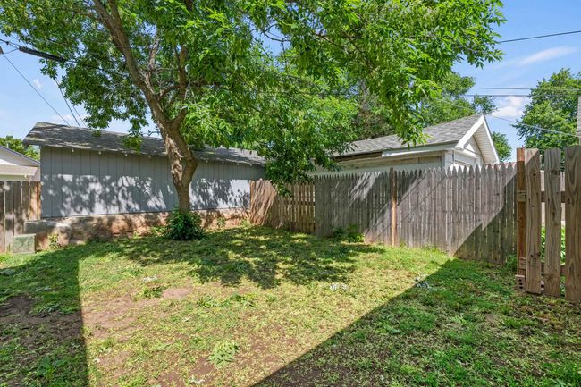 View of yard | Image 4