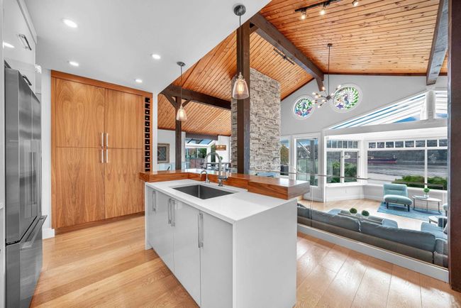 1128 Ioco Rd, House other with 4 bedrooms, 3 bathrooms and 5 parking in Port Moody BC | Image 12
