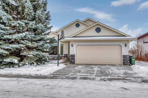 5 Strathmore Lakes Cres, Strathmore, AB, T1P1L7 | Card Image