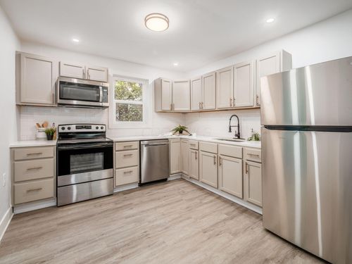 536 N West St, Lima, OH, 45801-4017 | Card Image