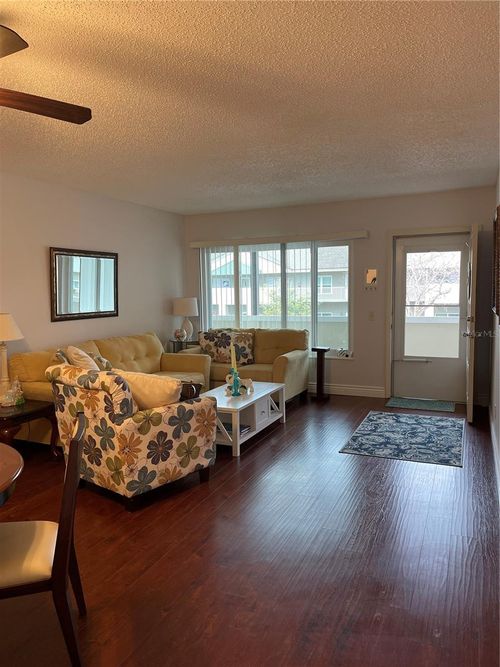 apt-43-2295 Belgian Ln, CLEARWATER, FL, 33763-2509 | Card Image