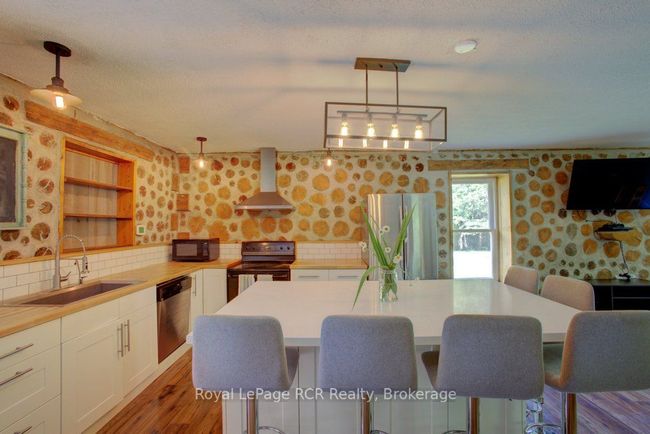 8667 Sideroad 9, House other with 1 bedrooms, 1 bathrooms and 6 parking in Arthur ON | Image 14