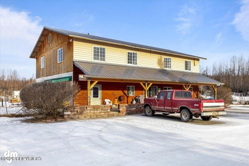 22481 W Point Mackenzie Rd, Wasilla, AK, 99623-4942 | Card Image