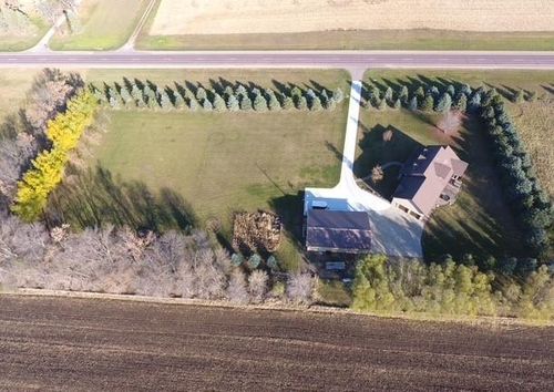 573 State Highway 30, Pipestone, MN, 56164-1459 | Card Image