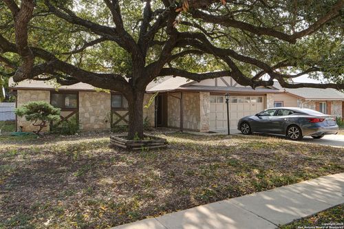 9602 Gold Hl, San Antonio, TX, 78245-1216 | Card Image
