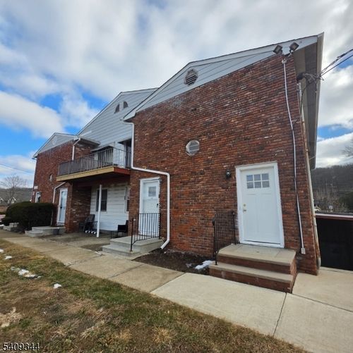 apt-27-680 State Route 15 S, Lake Hopatcong, NJ, 07849-2043 | Card Image
