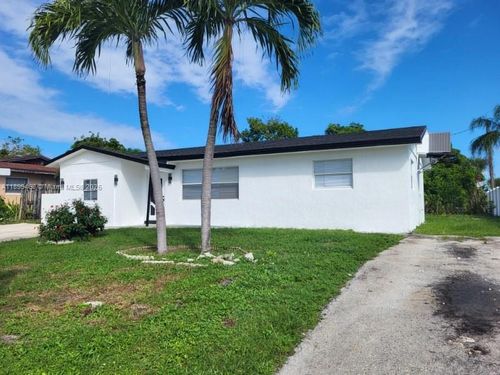 651 Sw 14th St, Deerfield Beach, FL, 33441-6419 | Card Image