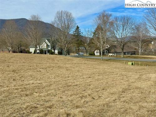 51 Olde Charter Cir, Jefferson, NC, 28640 | Card Image
