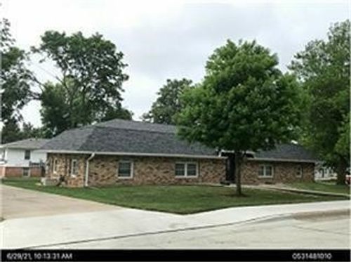 4716 Hutchison St, Ames, IA, 50014-3676 | Card Image