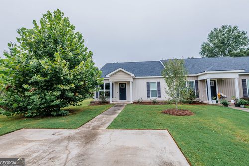 207 Washington Place Dr, Perry, GA, 31069-4844 | Card Image