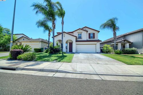 4597 Bonsai Ave, Tracy, CA, 95377-8792 | Card Image