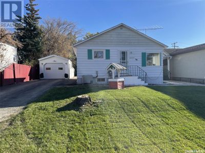 58 Helena St, House other with 2 bedrooms, 1 bathrooms and null parking in Prud'homme SK | Image 1