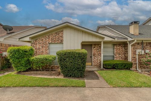 6638 Lexington Dr, Beaumont, TX, 77706-5893 | Card Image
