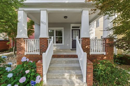 803 Fairview Ave, Chattanooga, TN, 37403-2713 | Card Image