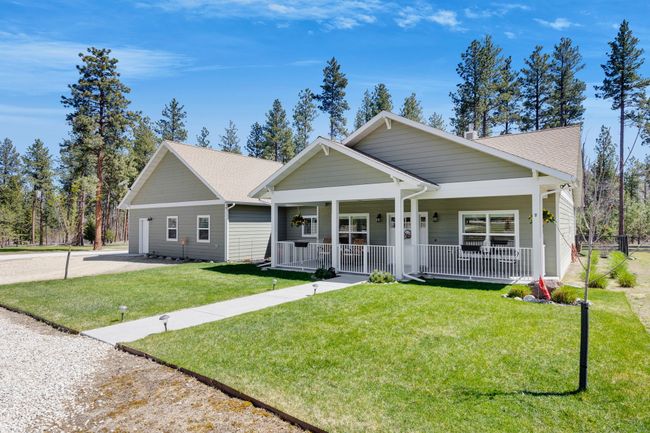 887 Bear Creek Trl, House other with 3 bedrooms, 2 bathrooms and null parking in Victor MT | Image 11