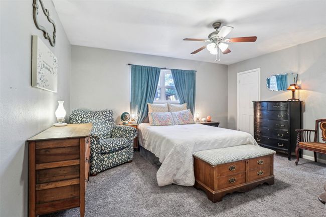 236 Cooper Dr, House other with 3 bedrooms, 2 bathrooms and null parking in Hurst TX | Image 18