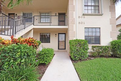 F - 501 Pinecrest F Circle, Condo with 2 bedrooms, 2 bathrooms and null parking in Jupiter FL | Image 1